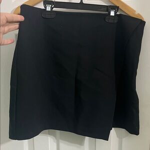 Abercrombie & Fitch Classic Black Mini Skort